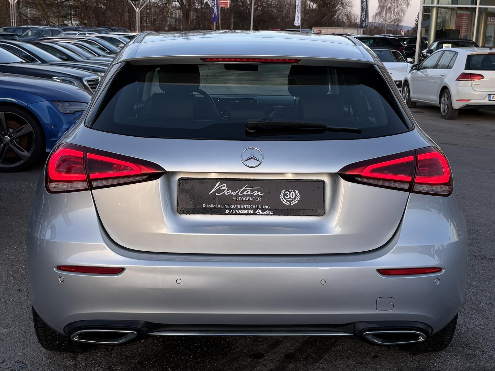 Mercedes-Benz A 250 BUSSINES/NAVIGATION/HIGHPERFORMACE-LED/PDC