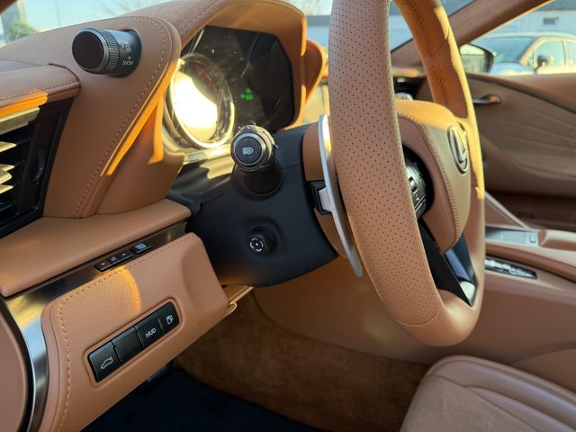 Lexus LC 500h  Performance-Hybrid HUD LED