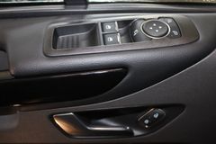 Fahrzeugabbildung Ford Tourneo Custom Active L1 8-Sitzer + ACC
