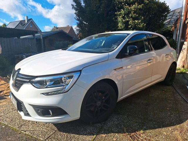 Renault Megane Coupe mit Motorschaden