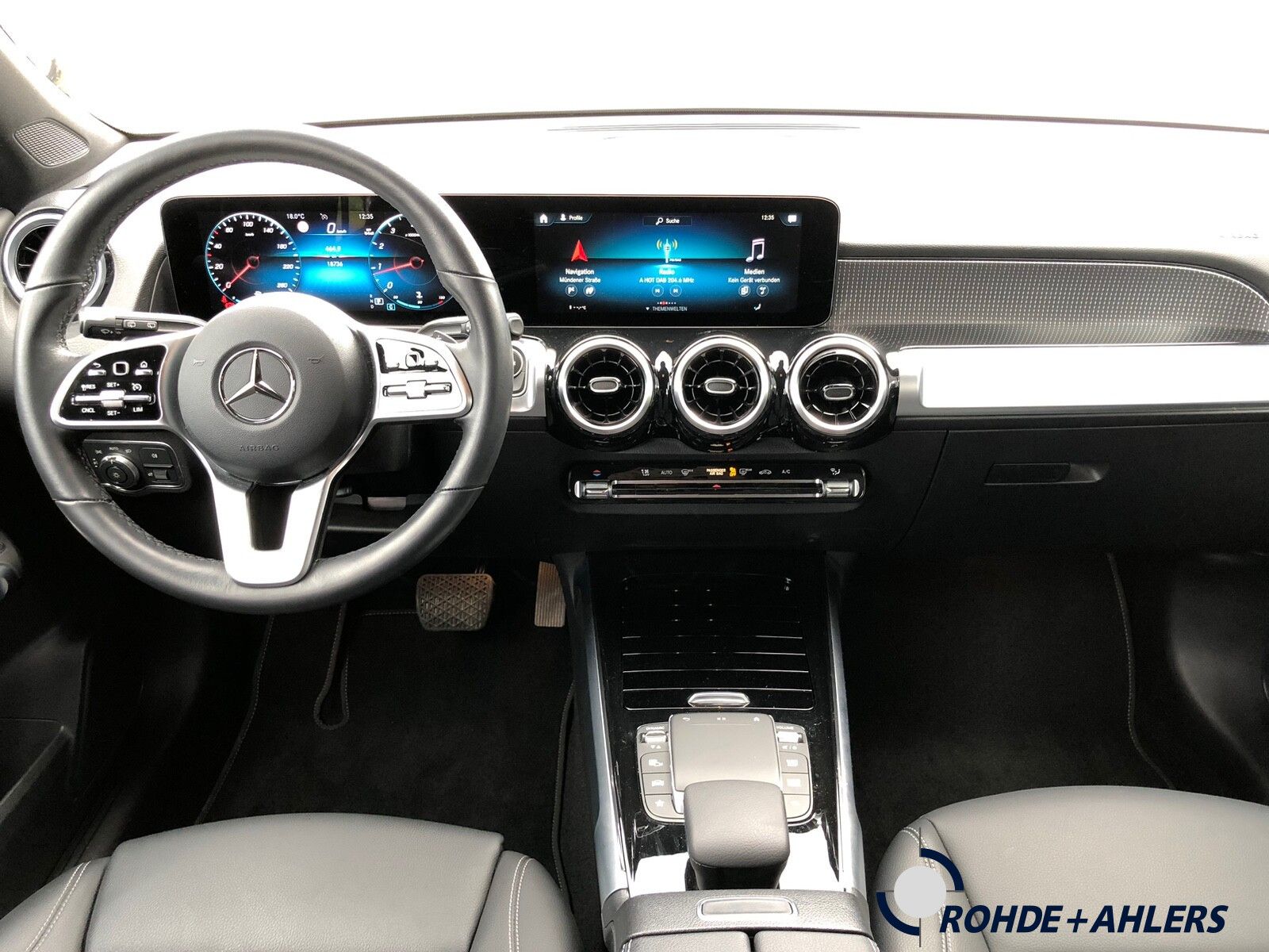 Fahrzeugabbildung Mercedes-Benz GLB 200 4M PROGRESSIVE+LED+EPH+KAMERA+NIGHTNavi