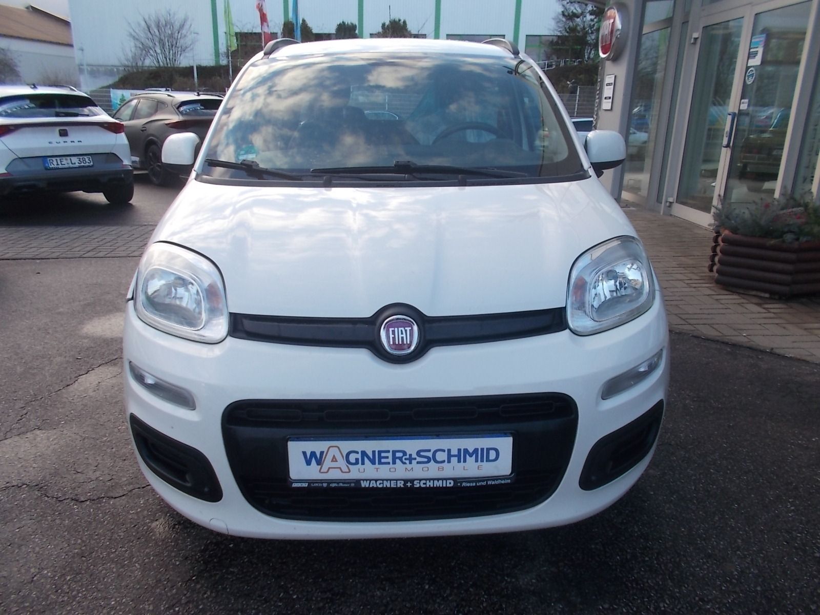 Fahrzeugabbildung Fiat Panda Lounge 1.2 8V *Unfall*