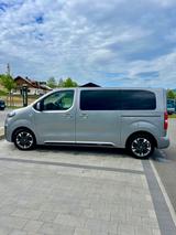 Opel Zafira Life 2.0 Diesel 130kW Tourer Auto T... - Opel Zafira Life Tourer mit Diesel-Antrieb