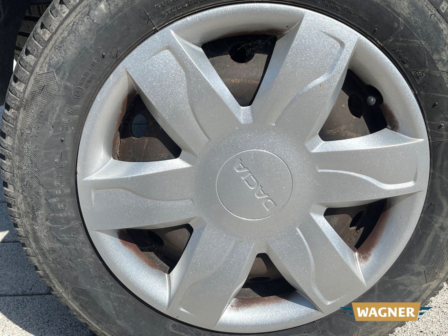 Fahrzeugabbildung Dacia Sandero Ambiance 1.4 MPI wenig Kilometer