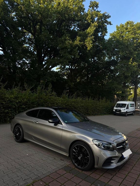 Image of Mercedes-Benz C 300