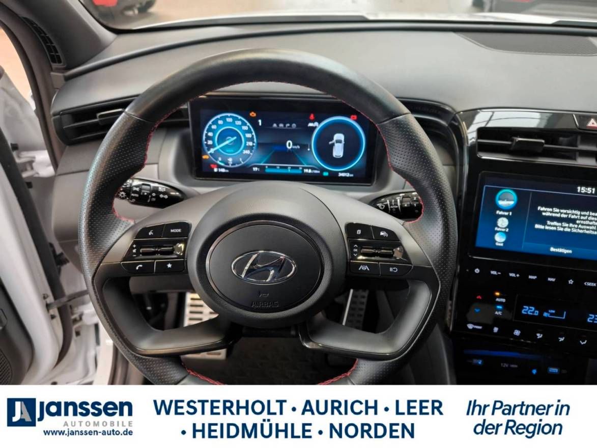 Fahrzeugabbildung Hyundai TUCSON N LINE/Panoramadach/AHK abnehmbar/PDC/Nav