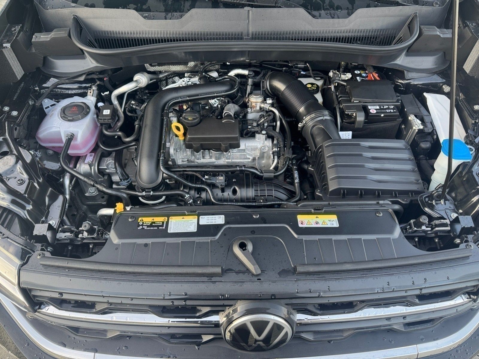 Volkswagen T-Cross - Bild 11