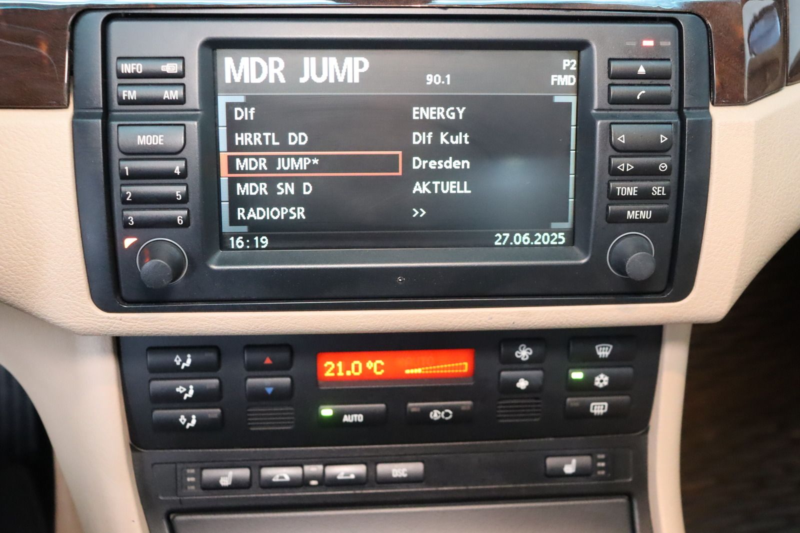 Fahrzeugabbildung BMW 325 Ci * Navi * Xenon * Memory * Leder