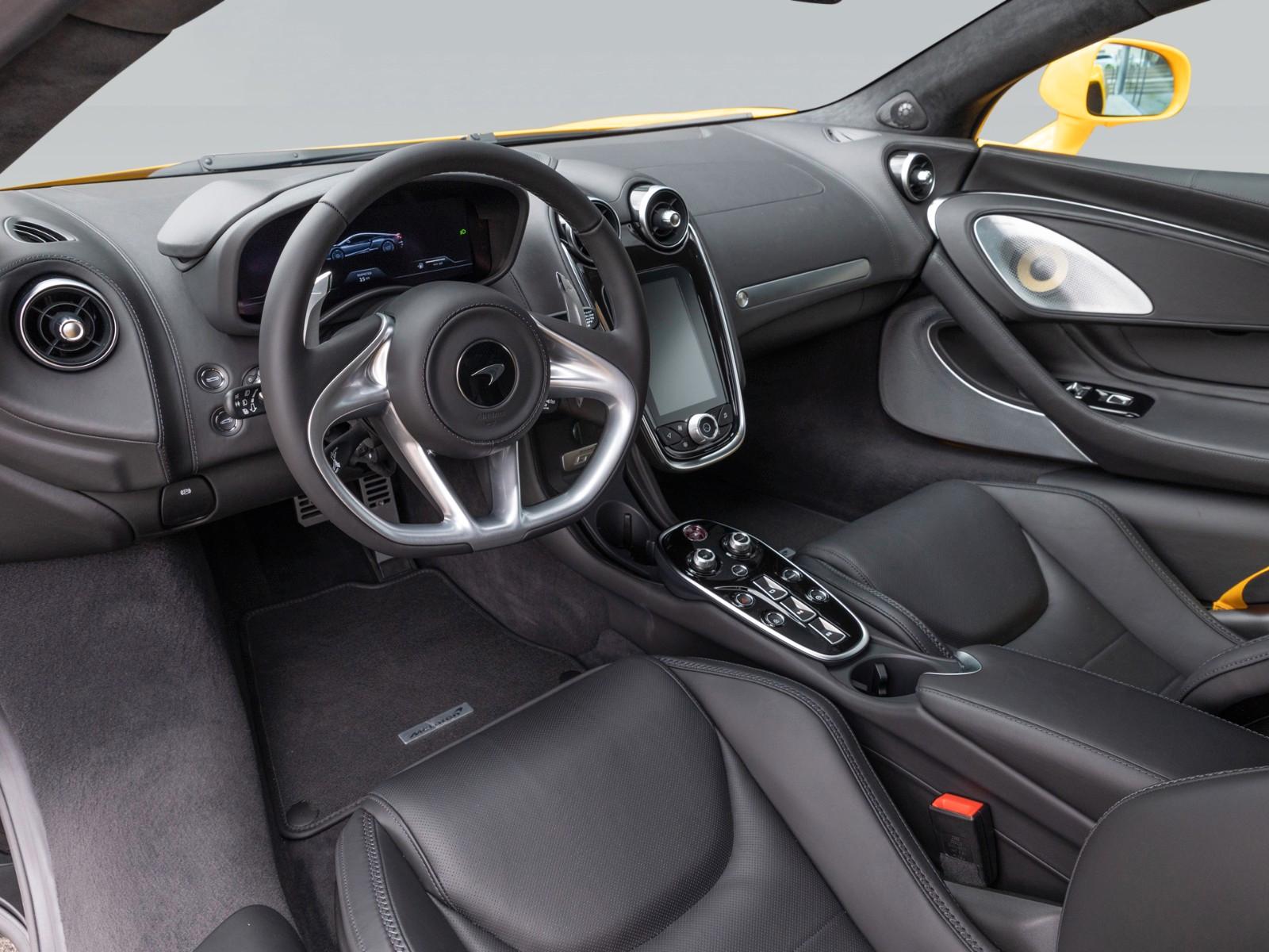 McLaren GT | MSO Paint | Sports Exhaust