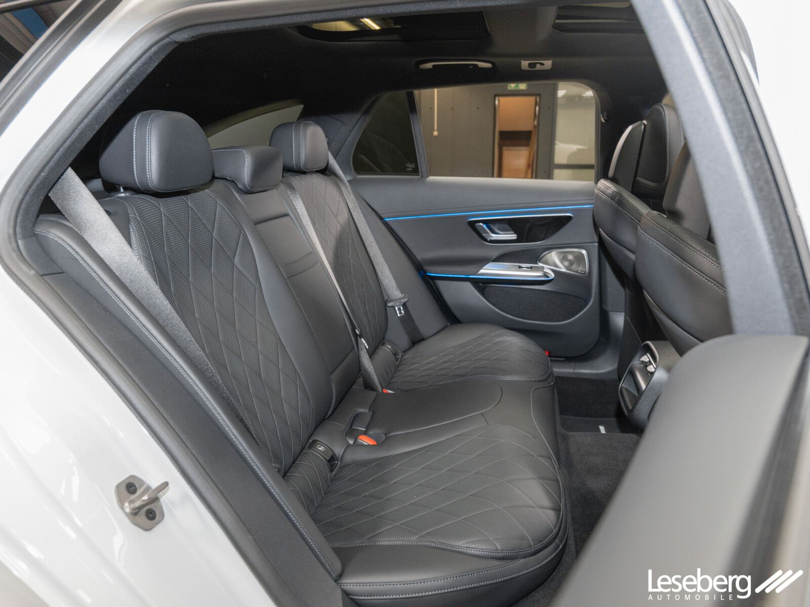 Mercedes-Benz E 300 de T 4M AMG Prem Pano/Dig.Light/AHK/Airmat foto 16