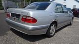 Mercedes-Benz E 200 KOMPRESSOR - gebrauchte Mercedes-Benz E 200 aus dem Jahr 2001