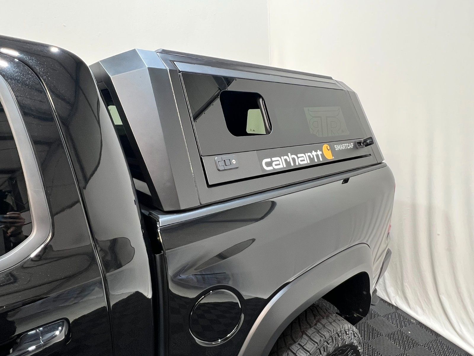 Fahrzeugabbildung Dodge RAM 1500 RHO H/O BLUE Edition