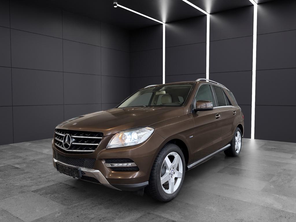 Mercedes-Benz ML 350 CDI BlueTec 19-AMG/LEDER/XENON/EURO6/LUFT