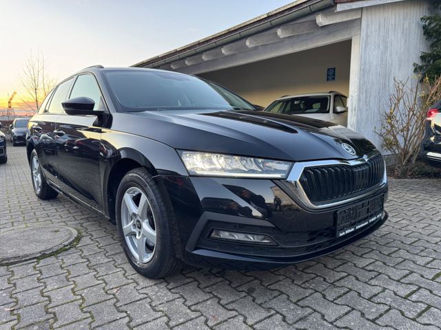 Skoda Octavia Combi Ambition AHK ACC LED Keyless LenkH