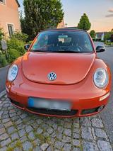 Volkswagen Cabrio VW Beetle - gebrauchte Volkswagen Beetle aus dem Jahr 2010