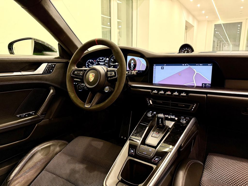 Porsche 992 - Bild 10