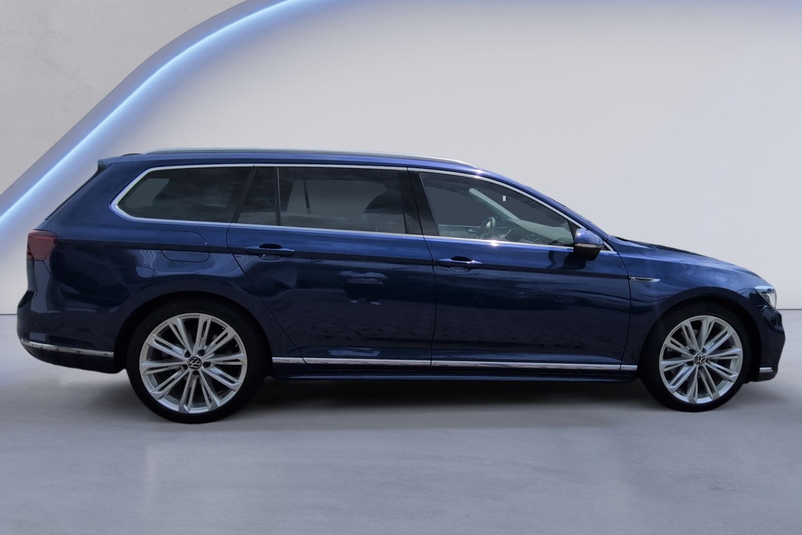 Passat Variant 2.0 TDI DSG 4-Motion R-Line LEDER