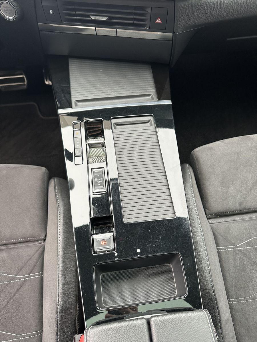 Fahrzeugabbildung Opel Astra SpT 1.5 D Aut. GS NAV+LED+PANO+18ZOLL+1HD