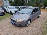 Ford Focus Turnier Klimatro 56Tkm Scheckh 2Hnd Sitzhg - Ford Focus: 2.5