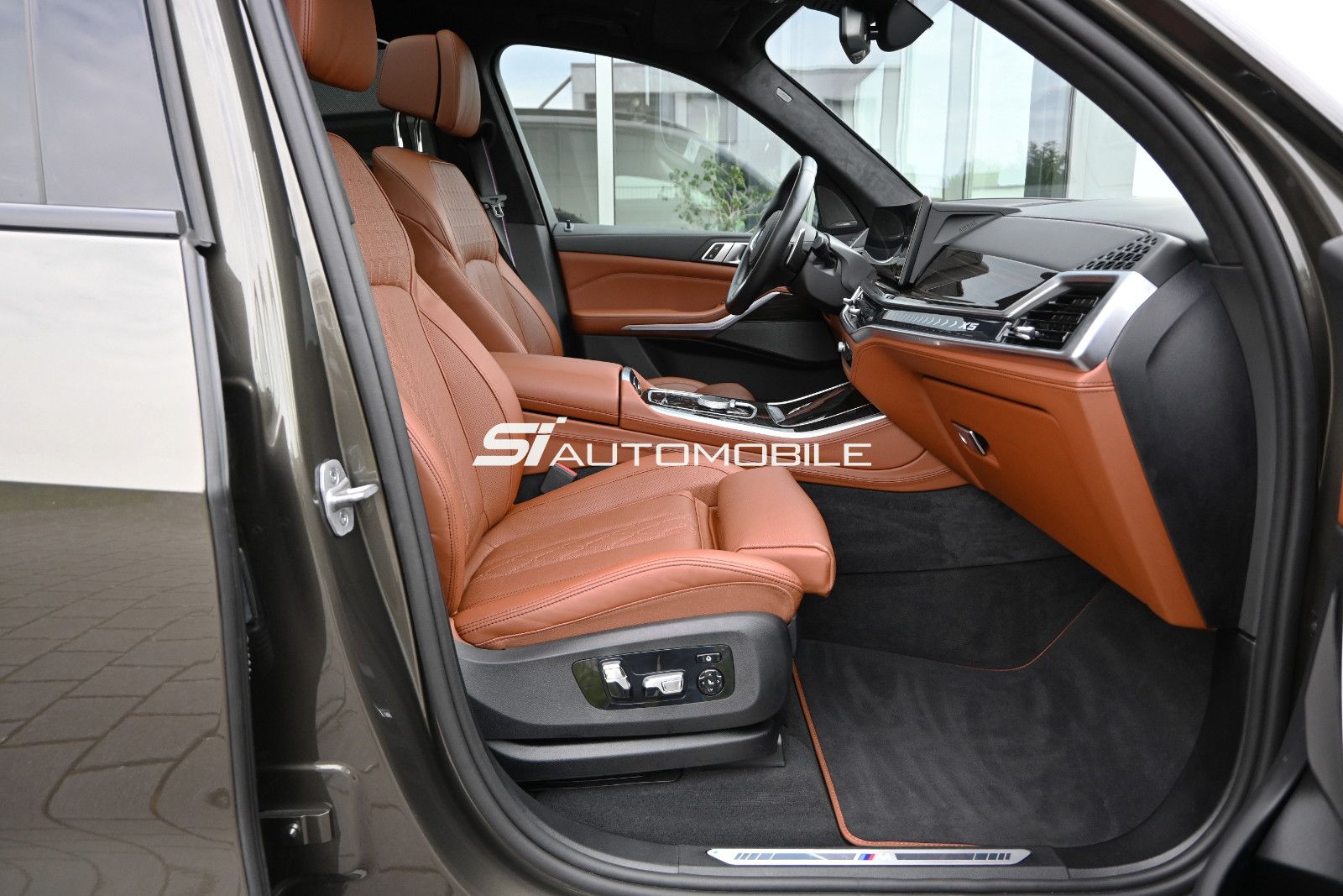 Fahrzeugabbildung BMW X5 xDr. 30d M-Sport Pro °UVP 128.340€°INDIVIDUAL