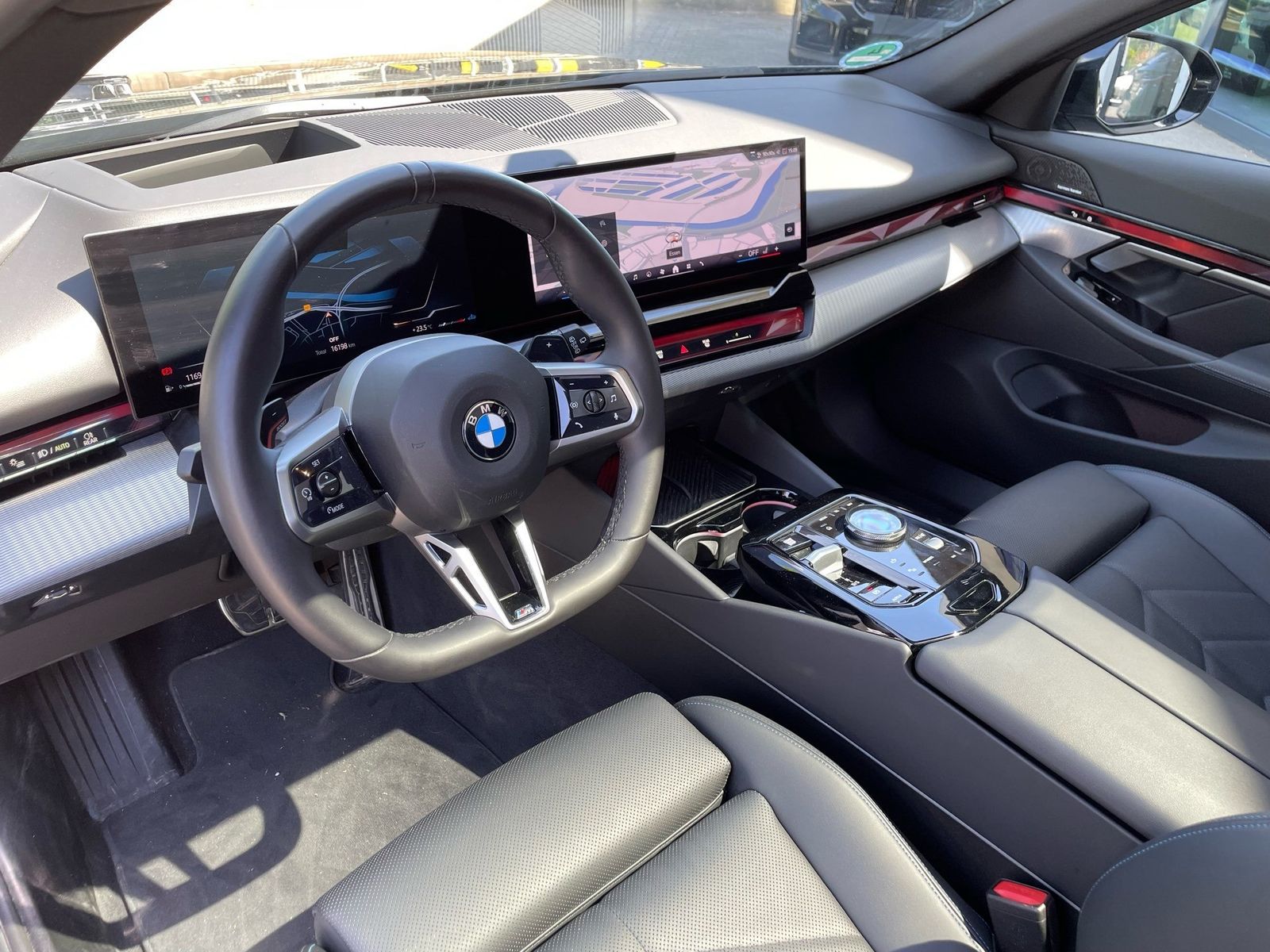 BMW 520d Touring M Sport AHK Pano-Glasdach H&K foto 5