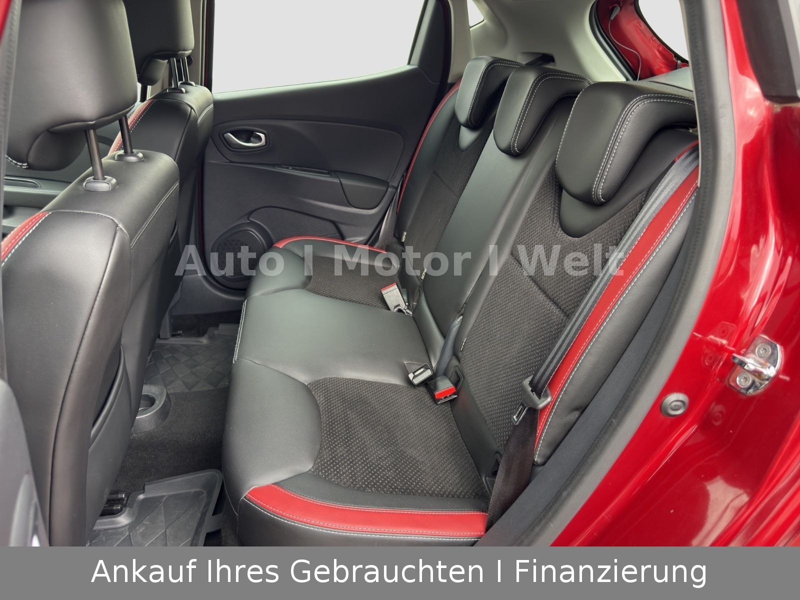 Fahrzeugabbildung Renault Clio IV Intens LED/ALU/NAVI/TEMPOMAT/BT-AUDIO