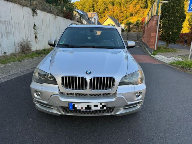 BMW X5 Baureihe X5 3.0sd/Leder /Xenon / PANO/ RFK