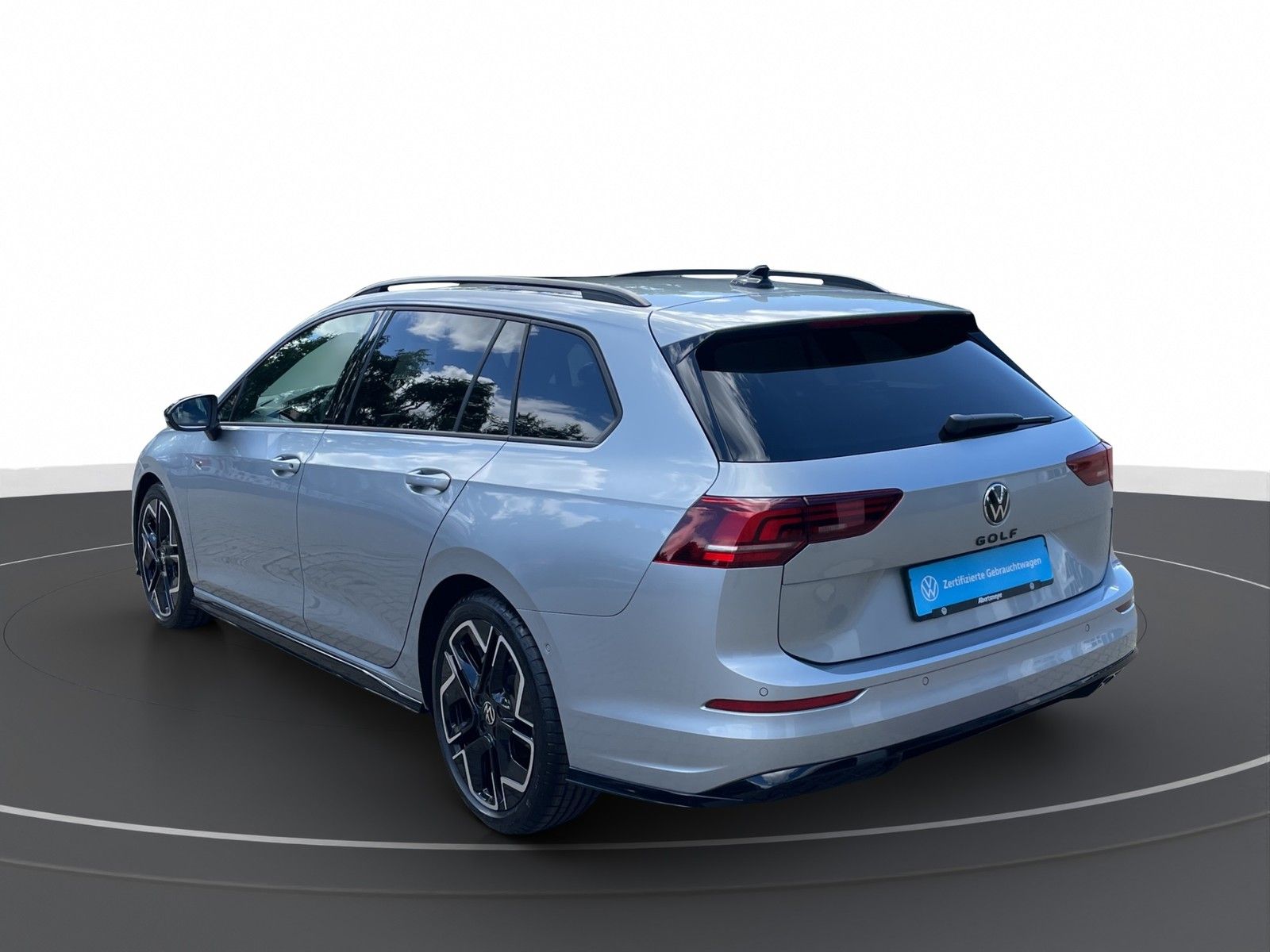 Volkswagen Golf VIII Variant 2.0 TDI R-Line DSG KAMERA LED foto 2