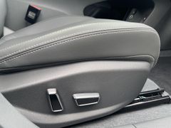 DFSK Forthing 7 REEV PANO Leder Sitzlüft. Heckspoiler DFSK Forthing 7 REEV PANO Leder Sitzlüft. Heckspoiler