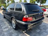 BMW 325i 330i Touring M Paket Xenon Leder Navi eGSHD - gebrauchte BMW 3er Reihe aus dem Jahr 2003