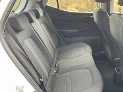 Fahrzeugabbildung Hyundai i10 1.2 Trend *Sitzhzg*Lenkradhzg*Spurhalte*PDC*