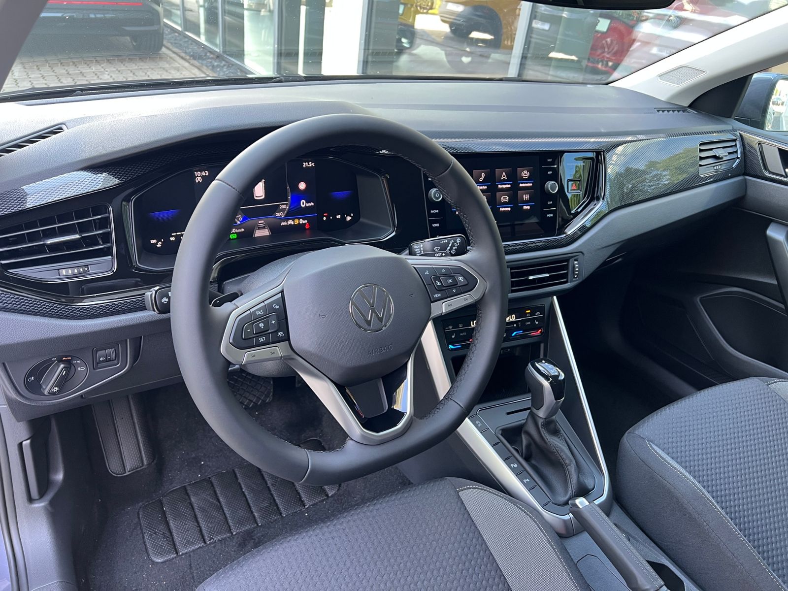 Fahrzeugabbildung Volkswagen Polo Life 1.0 TSI DSG *LED, ACC, Ready2Discover,