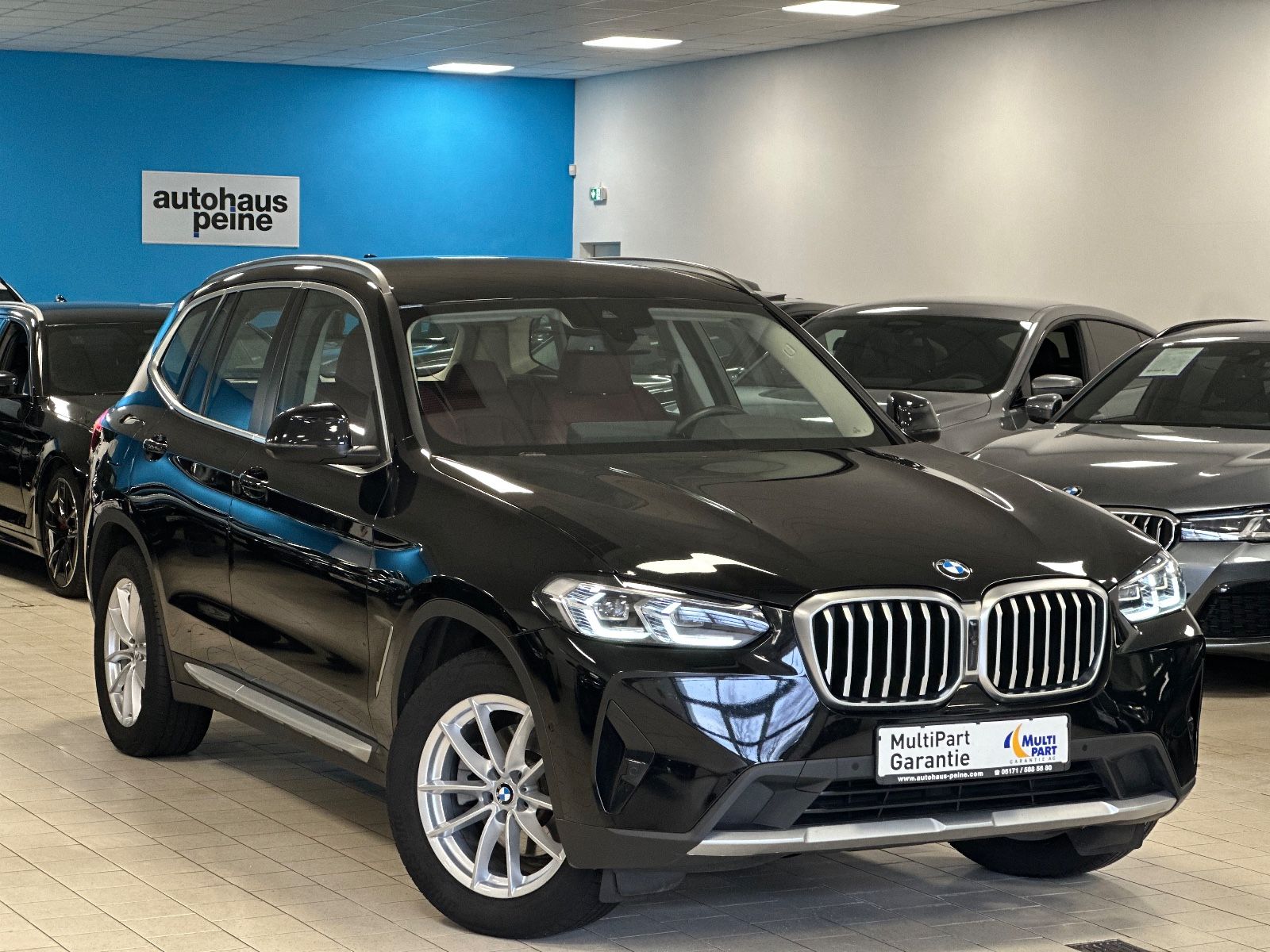 BMW X3 xDrive Aut/Driv&Brems&ParkAss/AHK/SportSitze