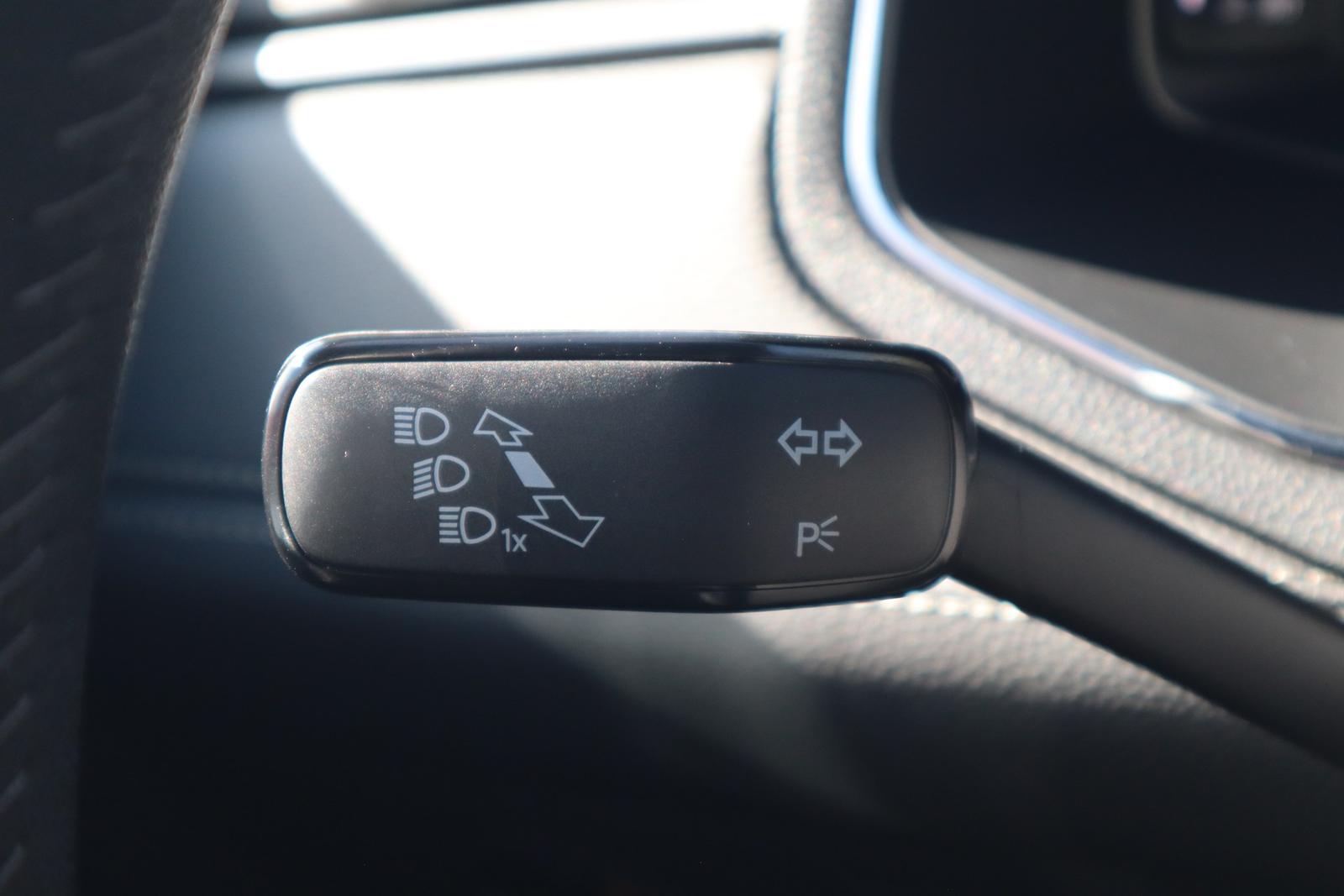 SEAT Ibiza 1.0 TSI Xcellence LED Navi ACC Kamera DAB, миниатюра 17