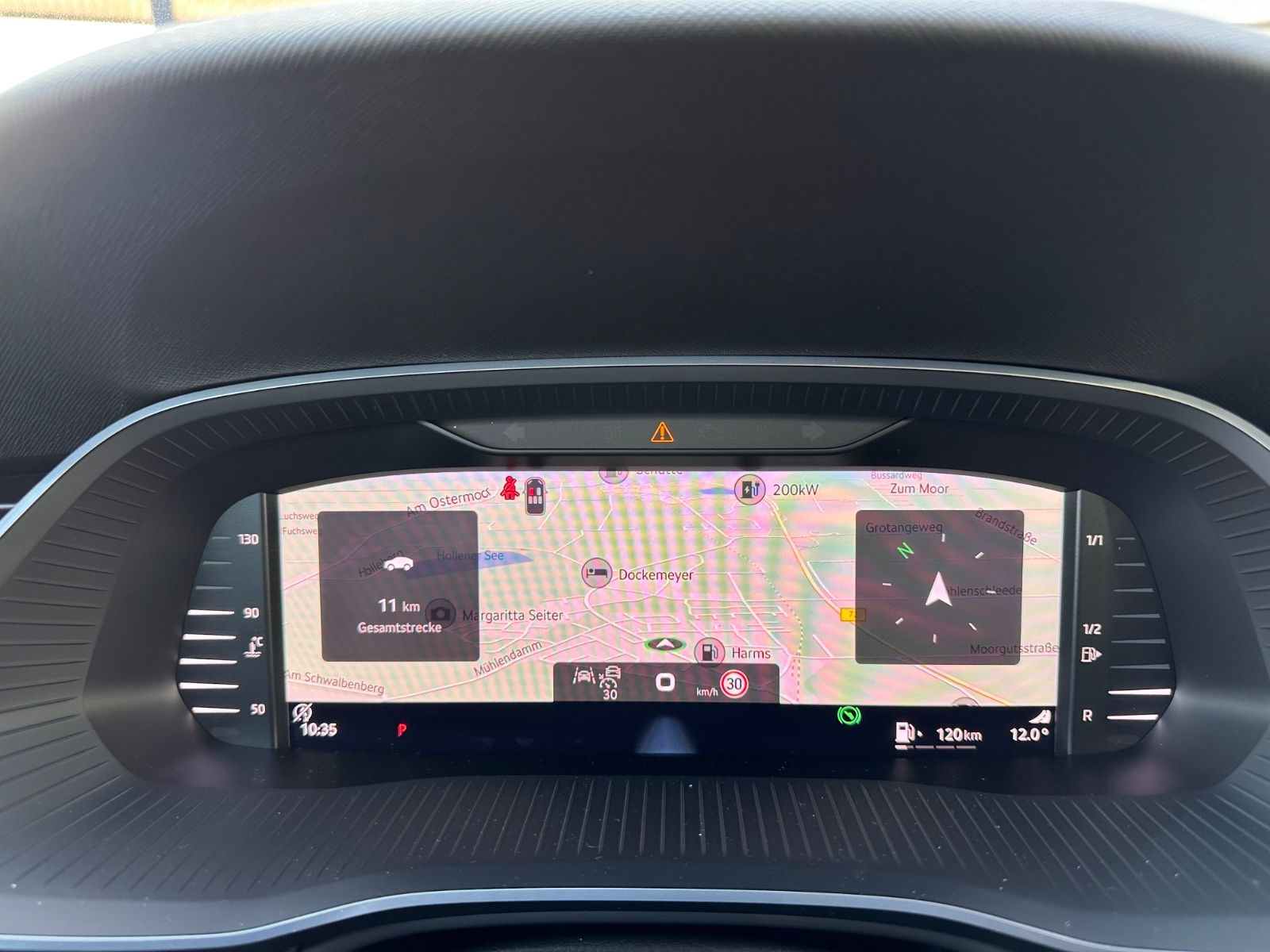 Fahrzeugabbildung SKODA Octavia Combi RS 2.0 TSI Matrix/Pano/Navi/ACC
