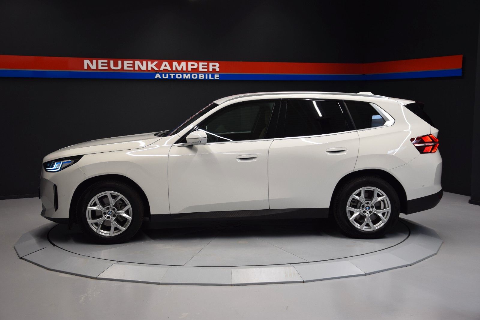 Fahrzeugabbildung BMW X3 20 d xDrive Memory HuD Leder el.Hklappe 360°