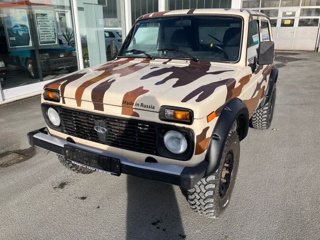 Lada Niva * Servo * Euro4 * AHK * Fahrwerk * LPG *