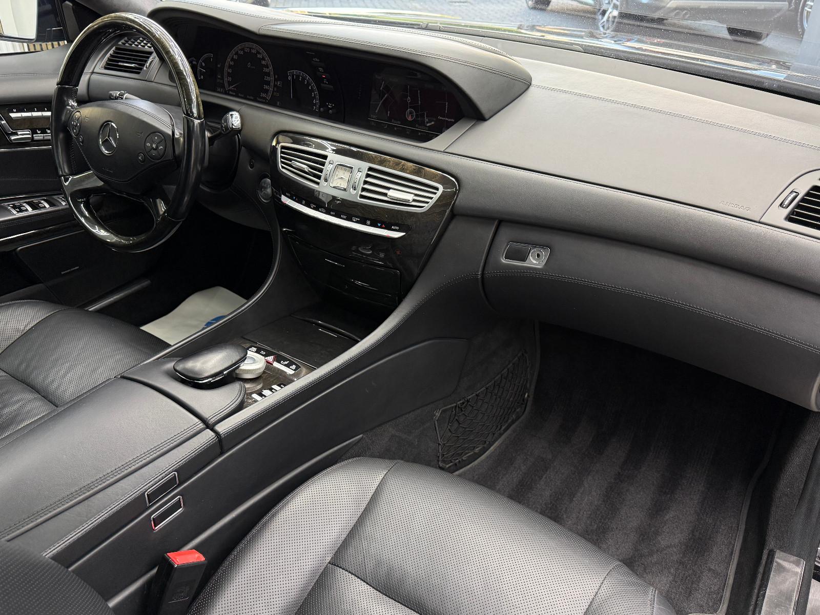 Mercedes-Benz CL 500 BE AMG-Line Keyl. Distr. Softc. Nacht H/K