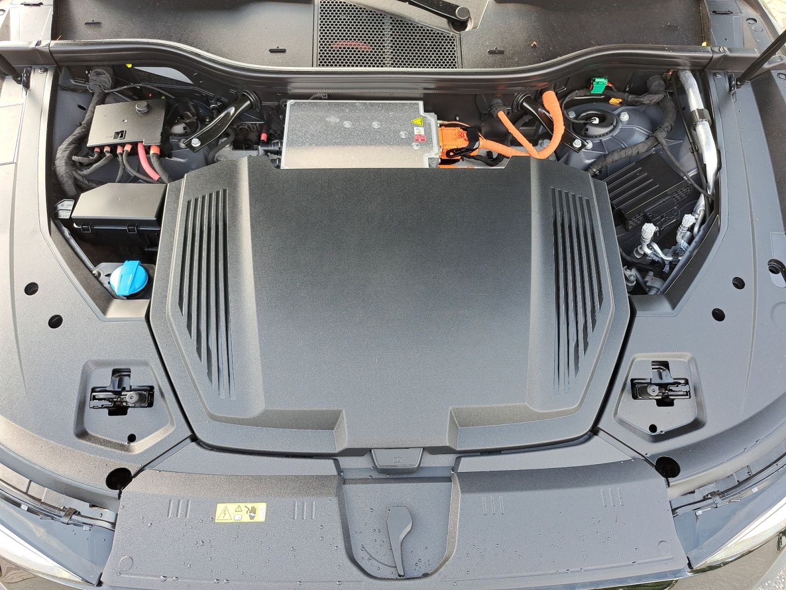 Audi Q8 e-tron - Bild 24