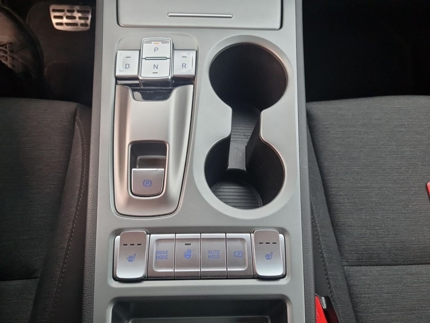 Fahrzeugabbildung Hyundai KONA Elektro 2WD MY23 (100kW) ADVANTAGE-Paket