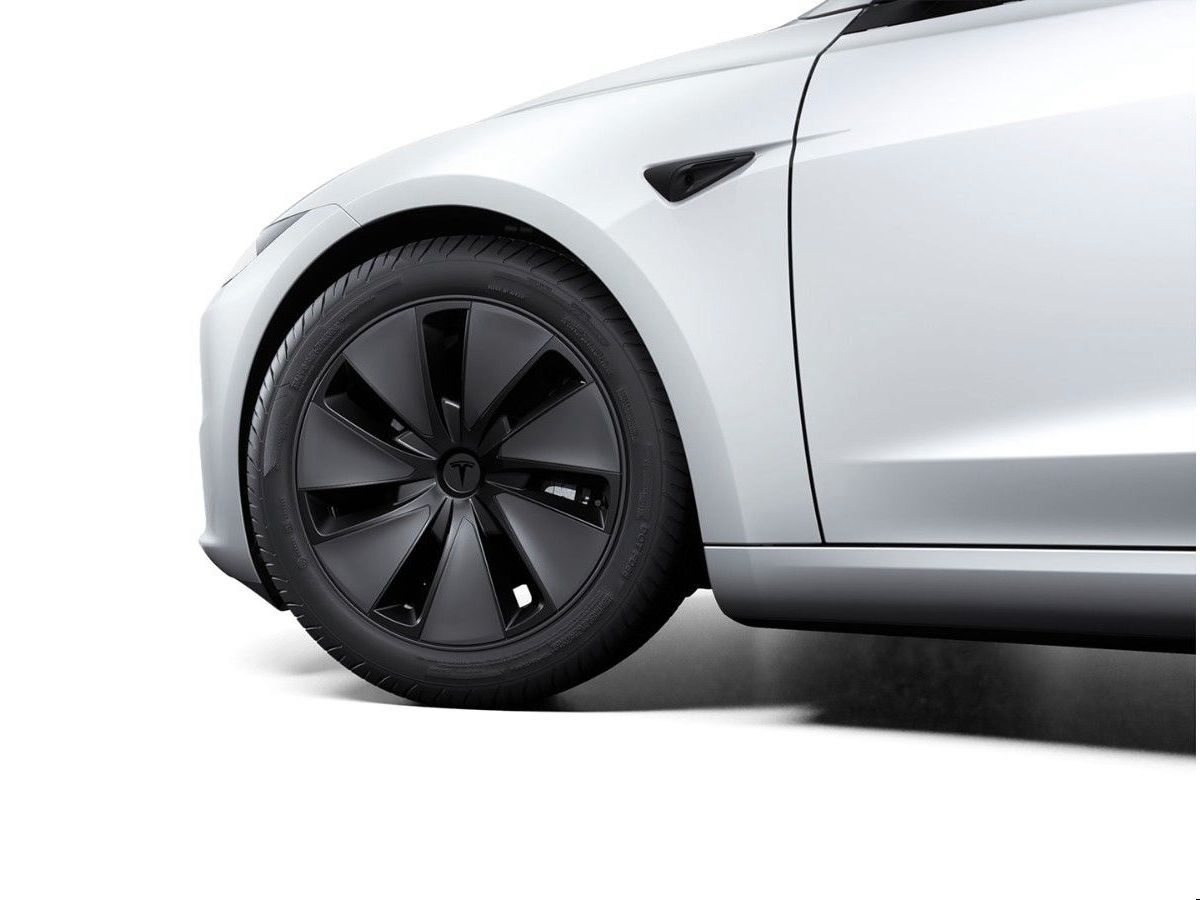 Tesla Model 3 - Bild 4