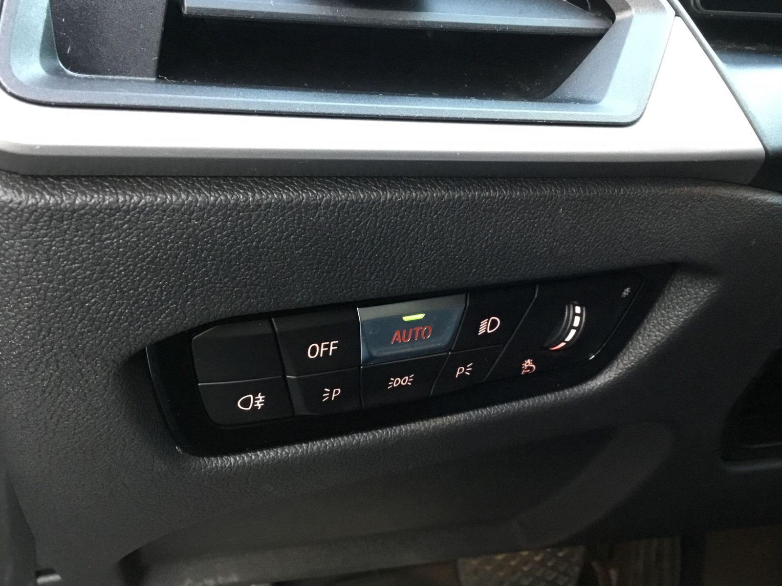 BMW 330 - Bild 14