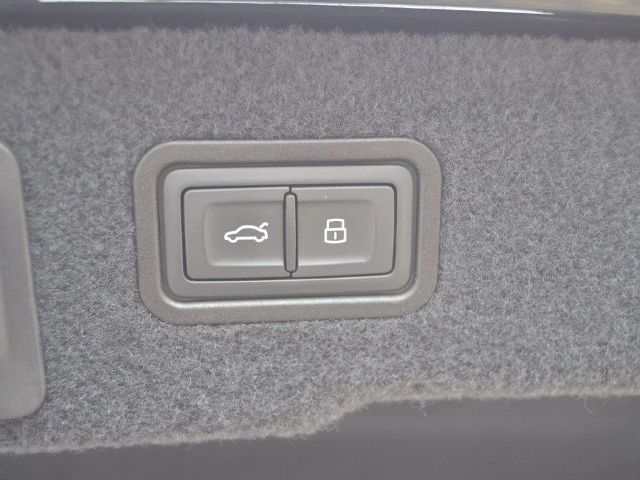 S8 4.0 TFSI 787 PS VOLL MTM NP:248.263 AHK/21-ZO