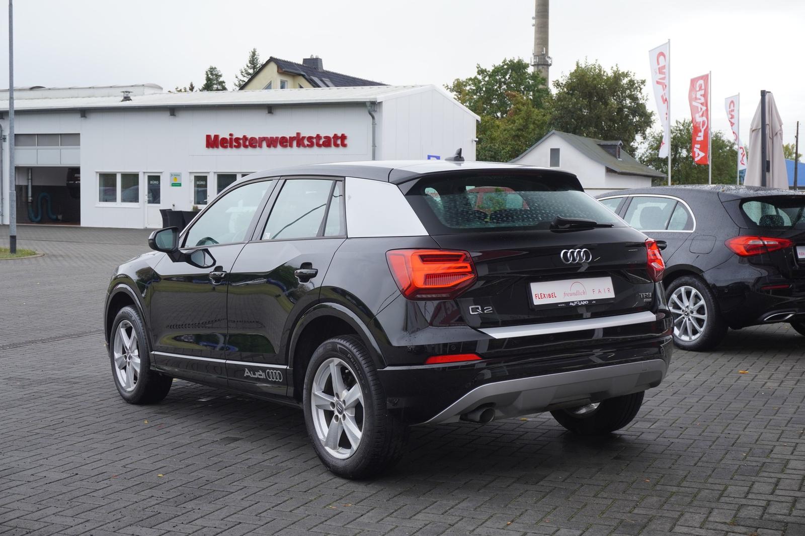 Audi Q2 1.0 TFSI sport ultra Navi LED Tempomat PDC