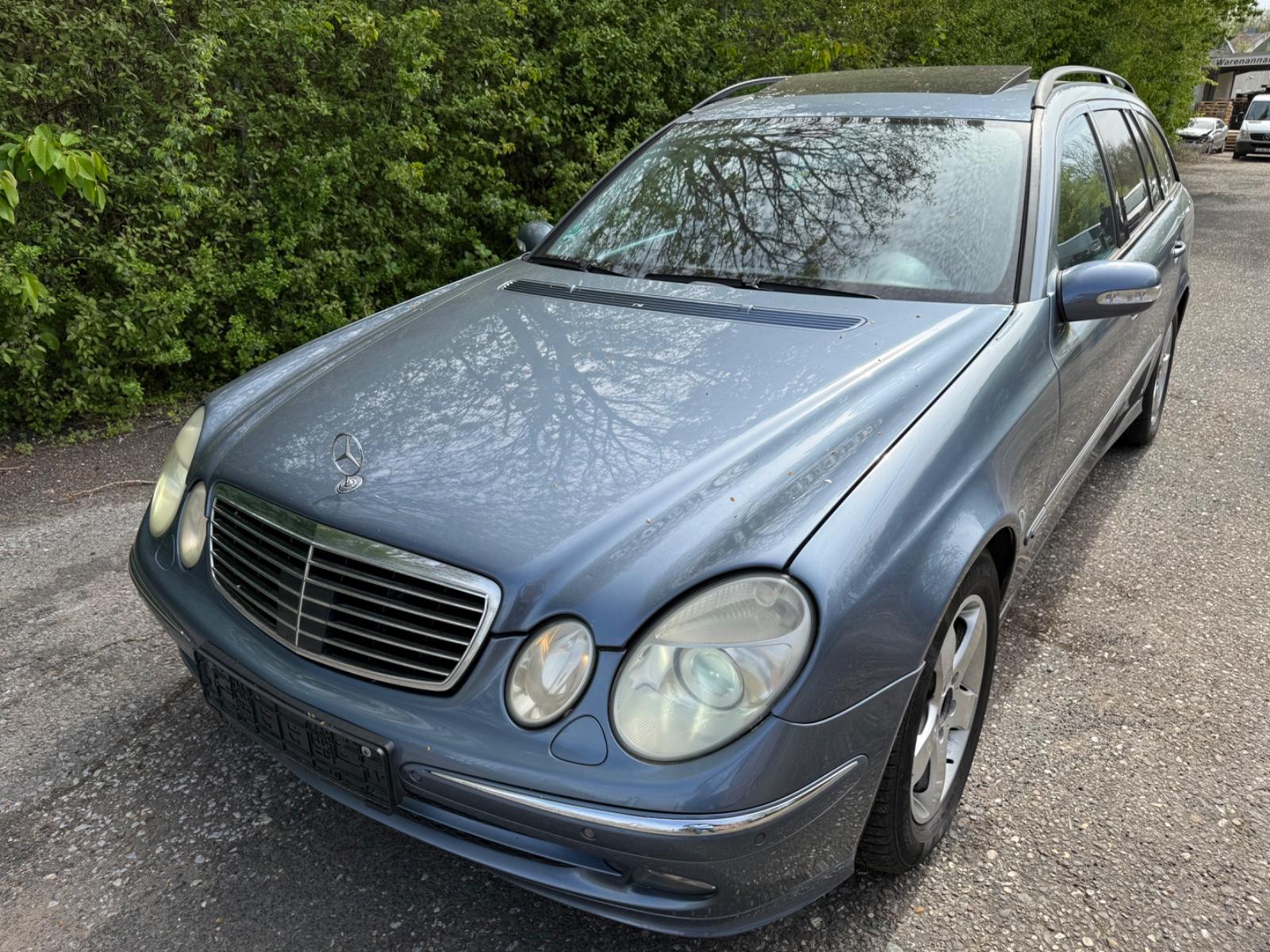 Mercedes-Benz E 320 CDI T AVANTGARDE NAVI XENON LEDER MEMORY