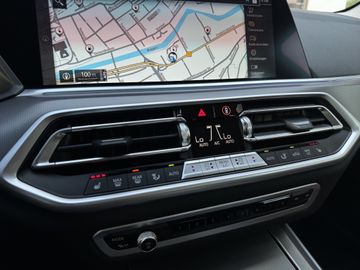 BMW X5 - 11