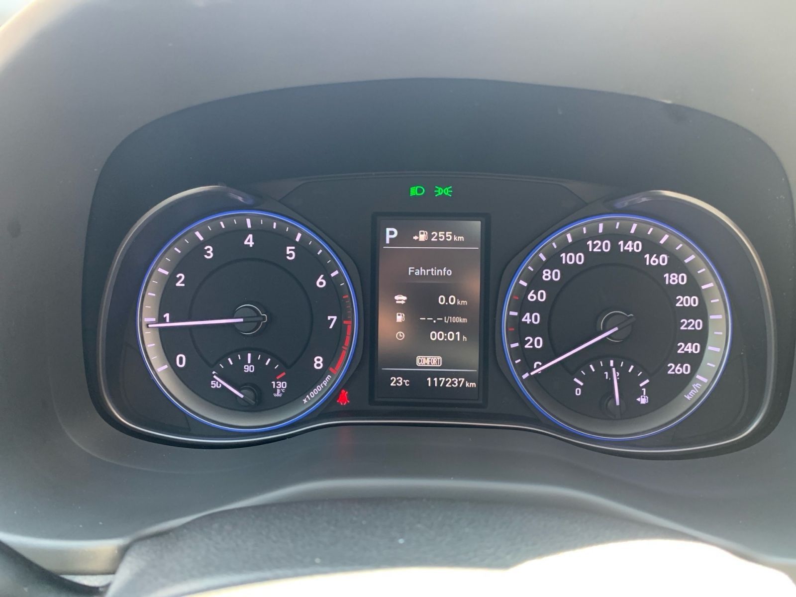 Fahrzeugabbildung Hyundai Kona 1.6 DCT Premium 4WD AHK Schiebedach Krell N