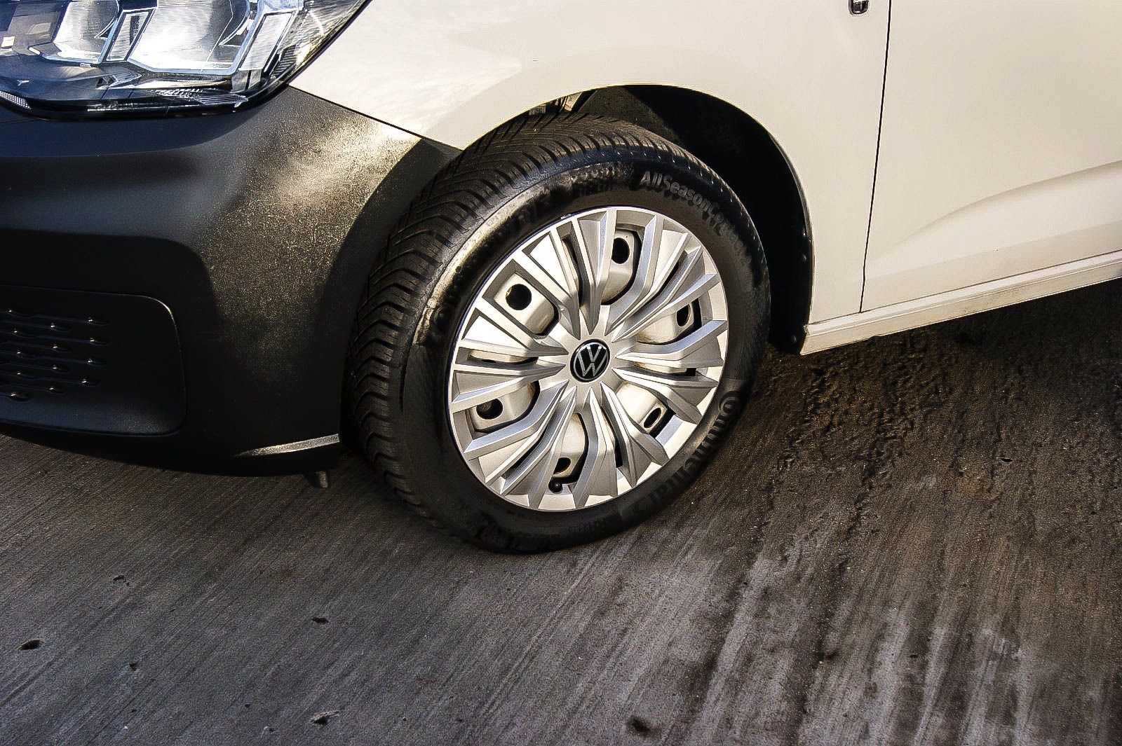 Fahrzeugabbildung Volkswagen Caddy Maxi Cargo 20TDI DSG KLIMA ERGO SIHZG ANHZ