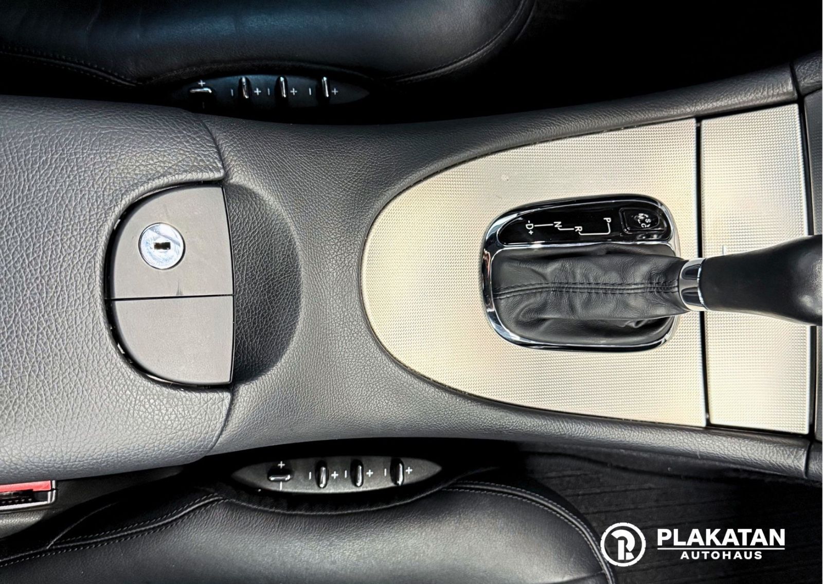Fahrzeugabbildung Mercedes-Benz CLK 320 CDI Harman/Kard Leder Memory MB-Service