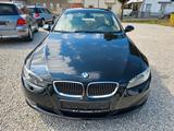BMW 330i  Coupe  M  Technik  Xenon Leder Tempomat - BMW 330 mit Benzin-Antrieb: Coupe